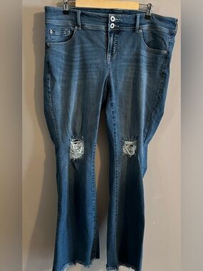 $10💙Bundled Torrid Jeans